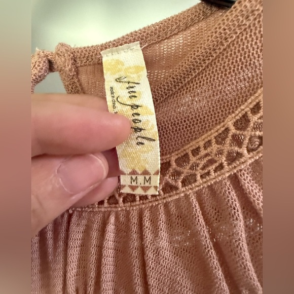 Free People Pink Pleated Smocked Blouse Size M - Picture 8 of 9